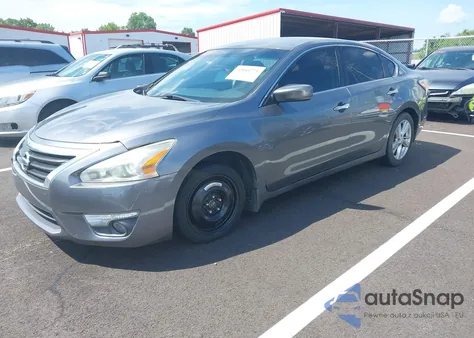 2015 Nissan Altima 2.5 Sv z USA, uszkodzony, nr VIN 1N4AL3AP3FC296637